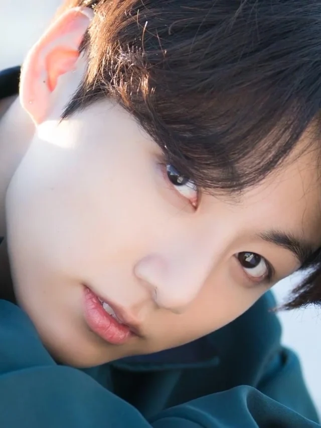 cropped-Jungkook_for_BTS_5th_anniversary_party_in_LA_photoshoot_by_Dispatch__May_2018_06.webp